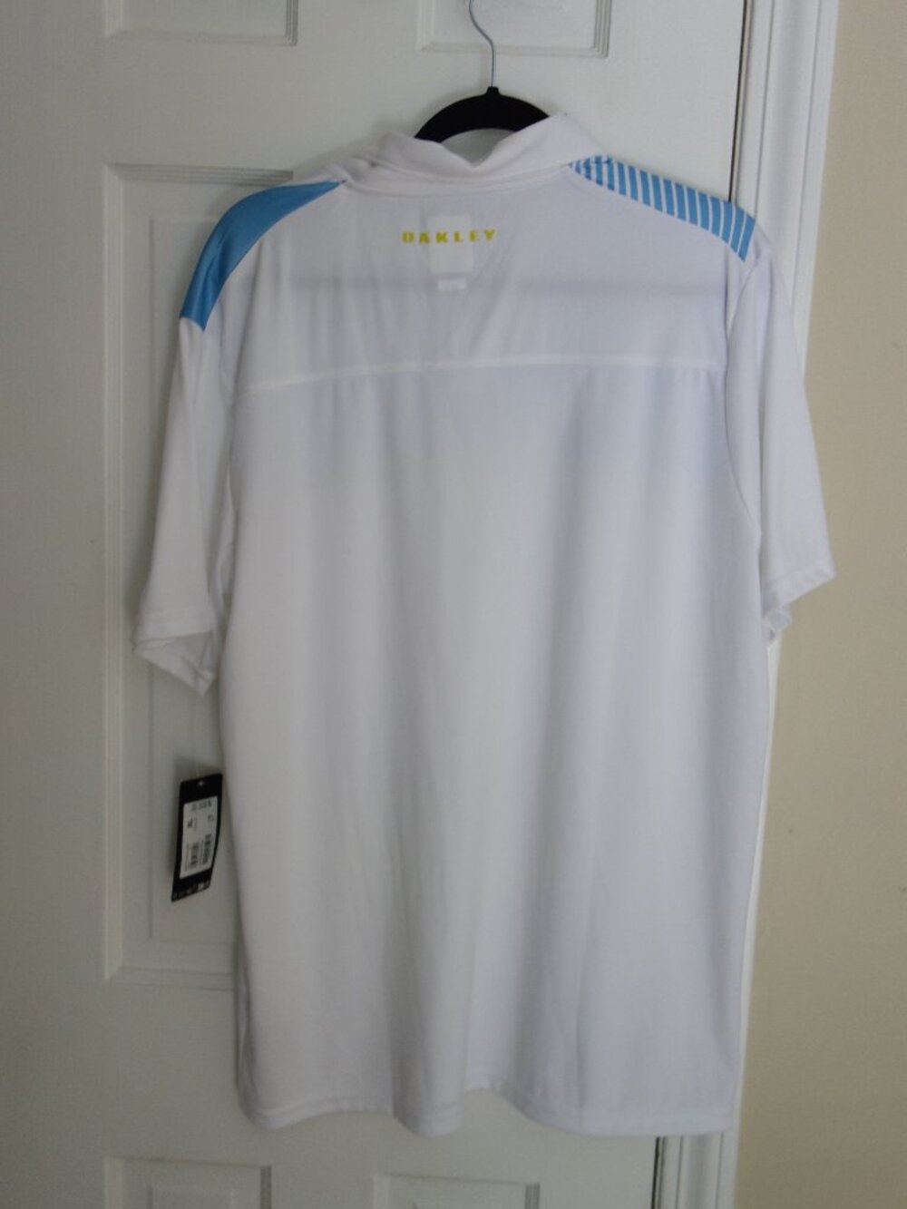 NWT $50 OAKLEY White Polo Hydrolix Shirt w/ Blue Green Stripes – Mens XL - Picture 7 of 7